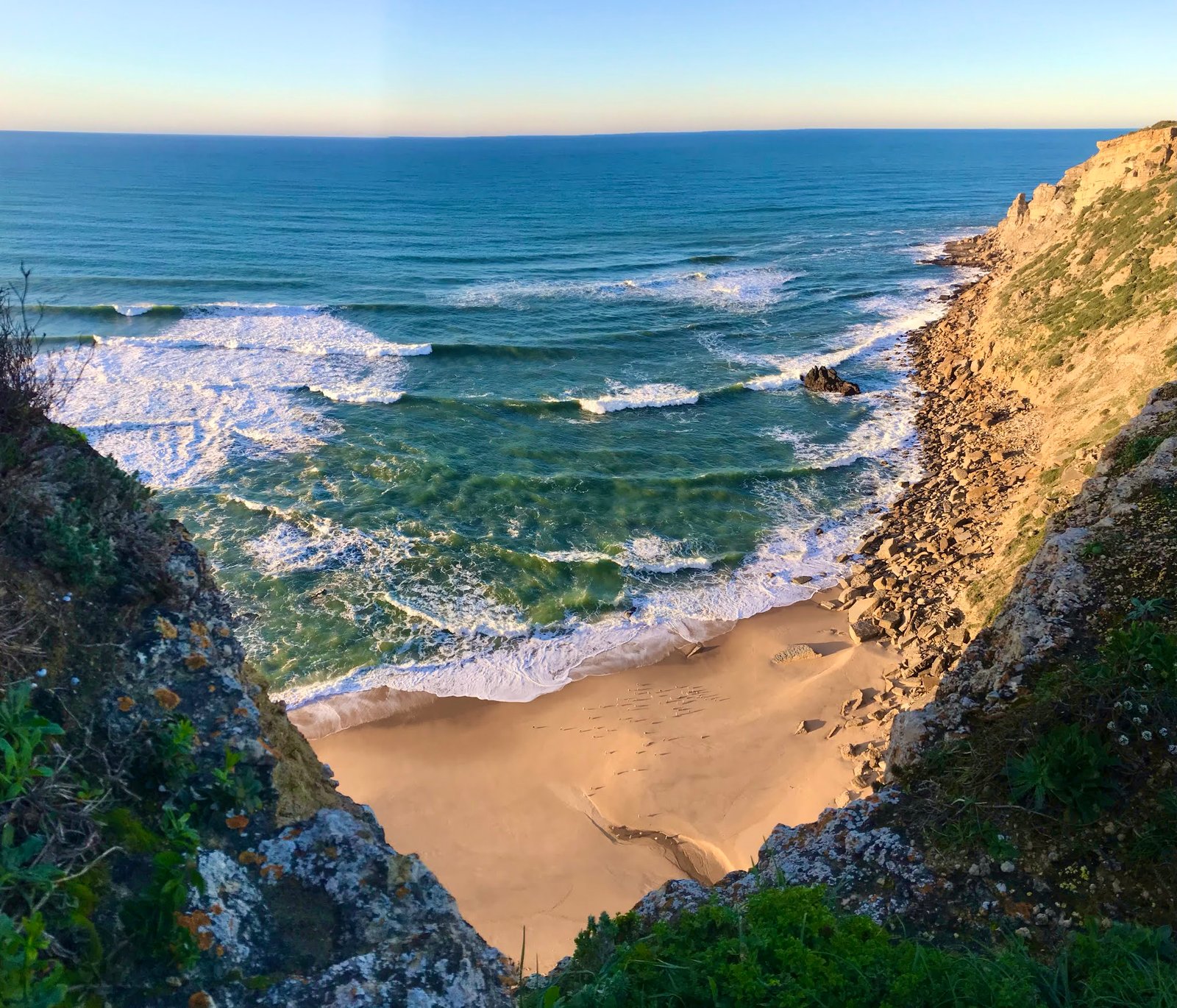 Praia do Magoito